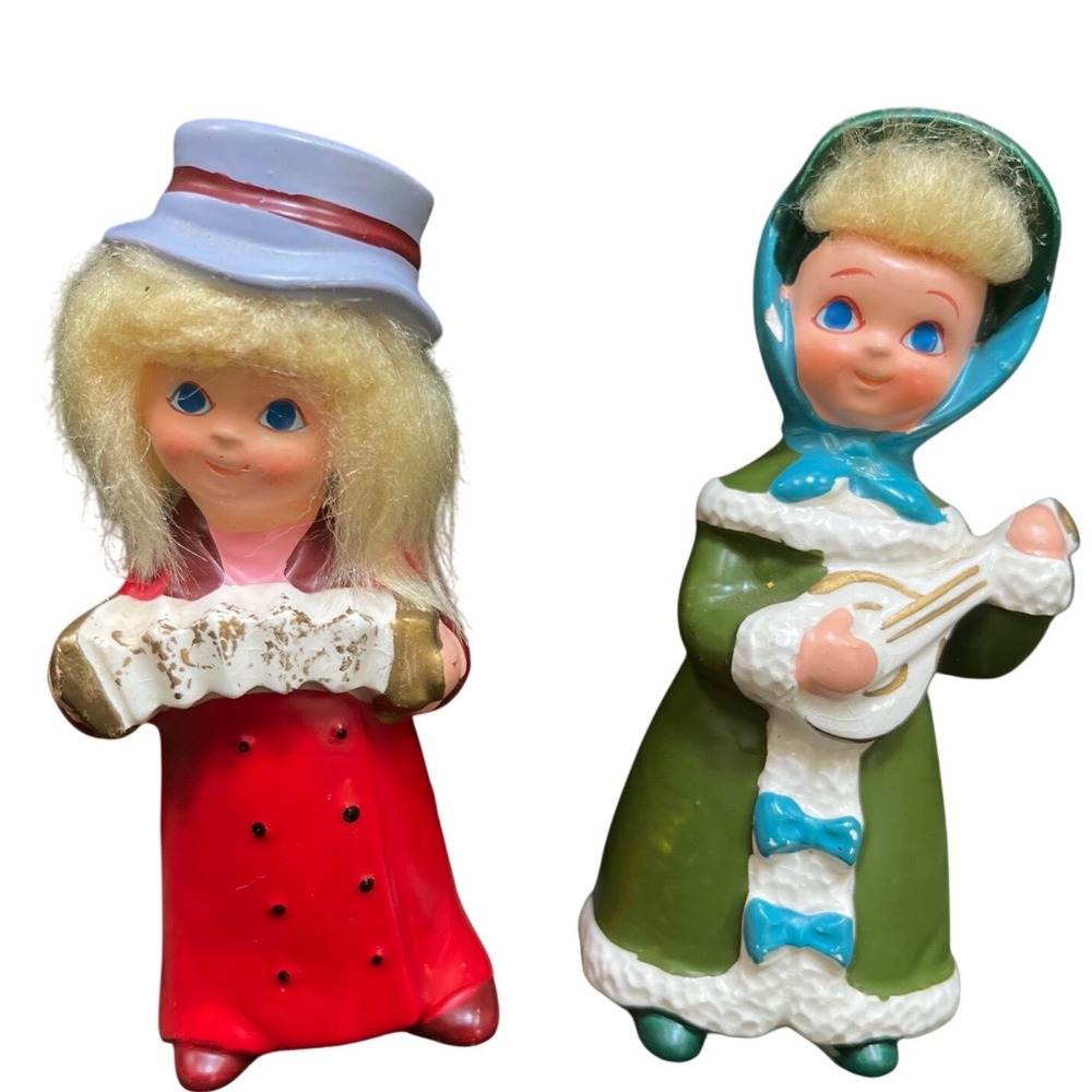 Vintage Napco Christmas Carolers Figurines With  Blonde Hair Japan 8385 set two